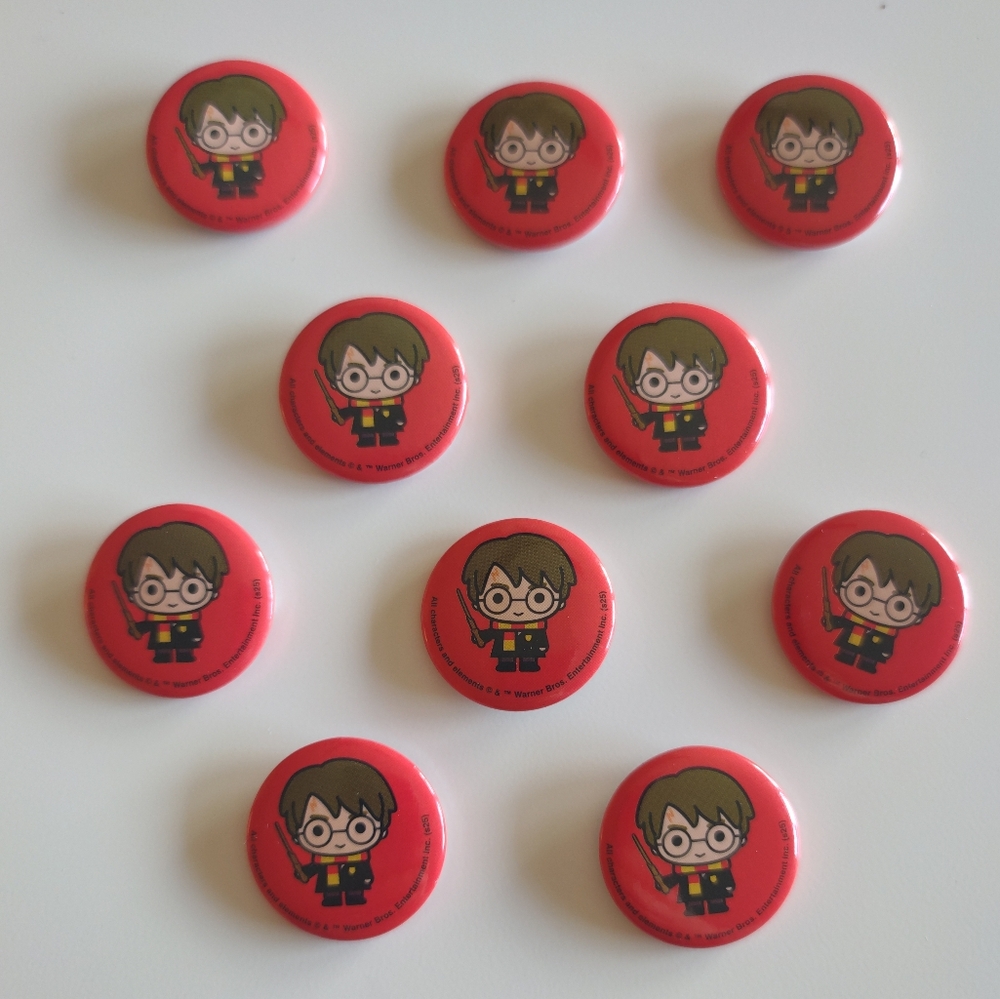 Harry Potter Red Button Set of 10